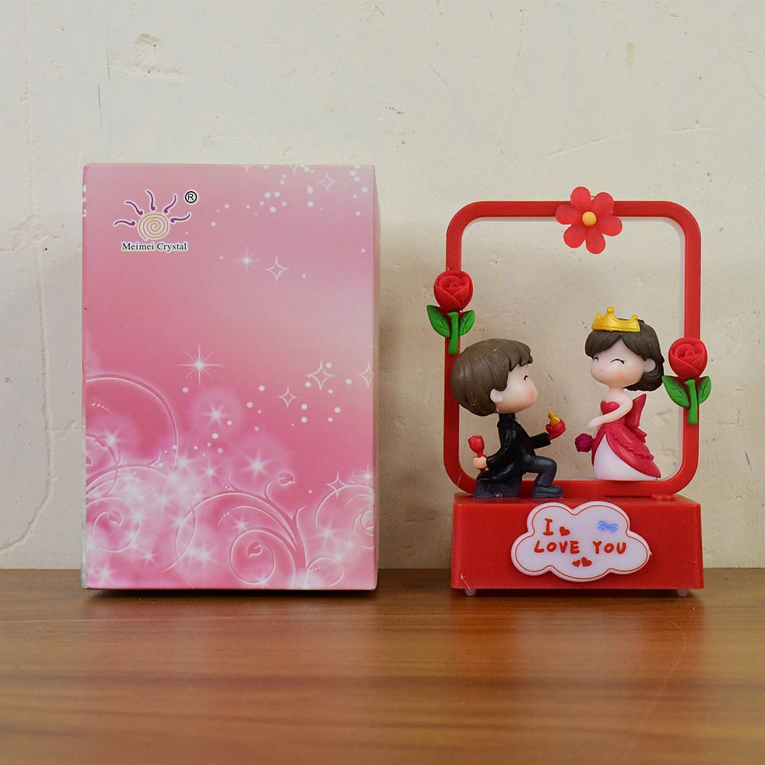 Romantic Couple Figurine with LED Light Showpiece (1 Pc) Romantic Couple Figurine with LED Light Showpiece (1 Pc)